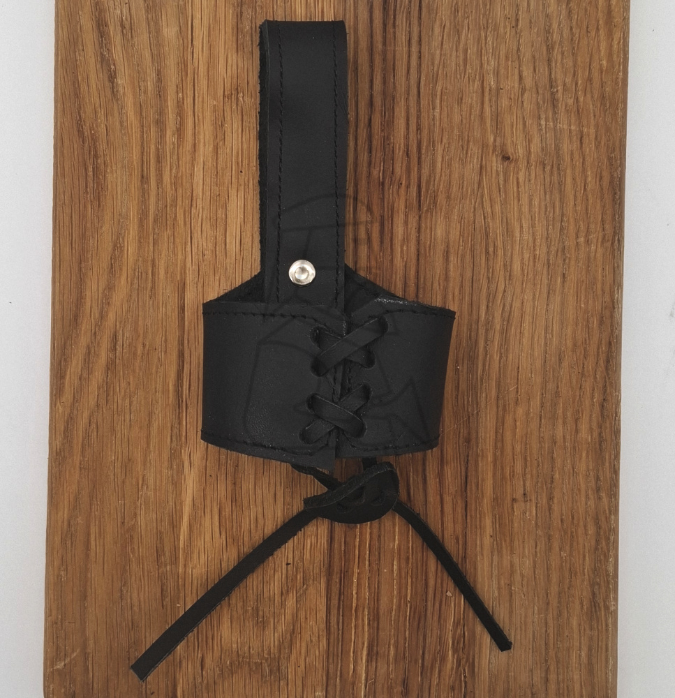 Hornholder / drinking horn holster